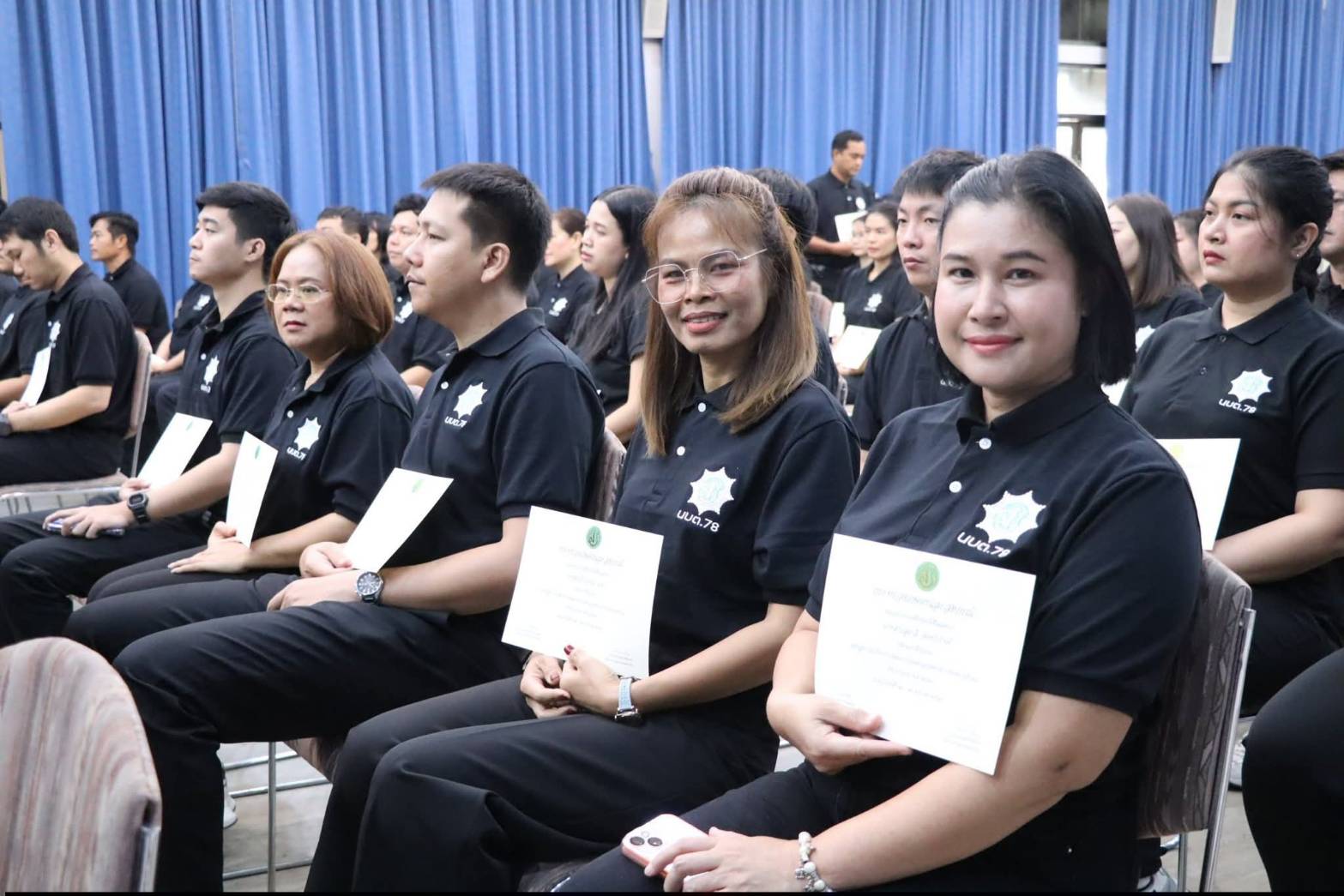 title - ปลัดกระทรวงเกษตรและสหกรณ์ เป็นประธานในพิธีปิดการฝึกอบรมฯ และมอบประกาศนียบัตรแก่ผู้ผ่านการฝึกอบรมหลักสูตร นักบริหารการพัฒนาการเกษตรและสหกรณ์ ระดับต้น รุ่นที่ 78 ณ หอประชุมหม่อมราชวงศ์หญิงรสลิน คัคณางค์ ศูนย์ส่งเสริมและพัฒนาอาชีพเสริมนอกภาคการเกษตร